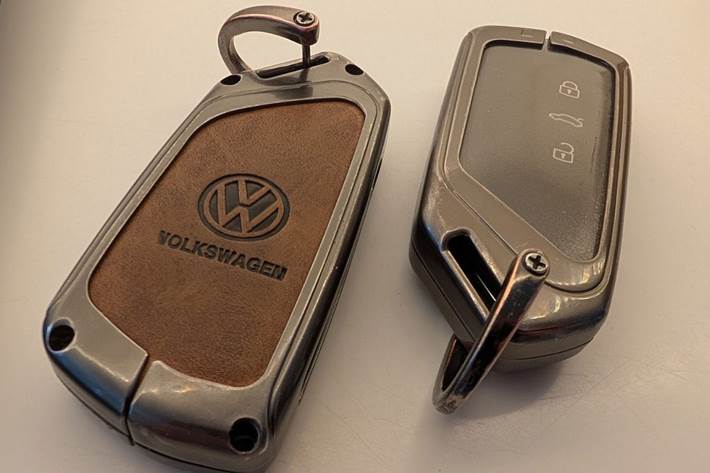 Grå VW ID.4 fra 2021