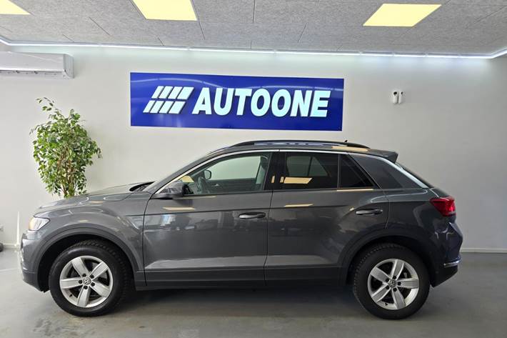 Grå VW T-Roc fra 2020