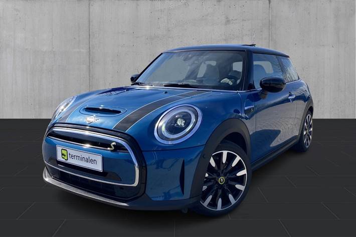 Blå Mini Cooper SE fra 2023