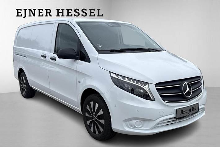Hvid Mercedes Vito 116 fra 2023