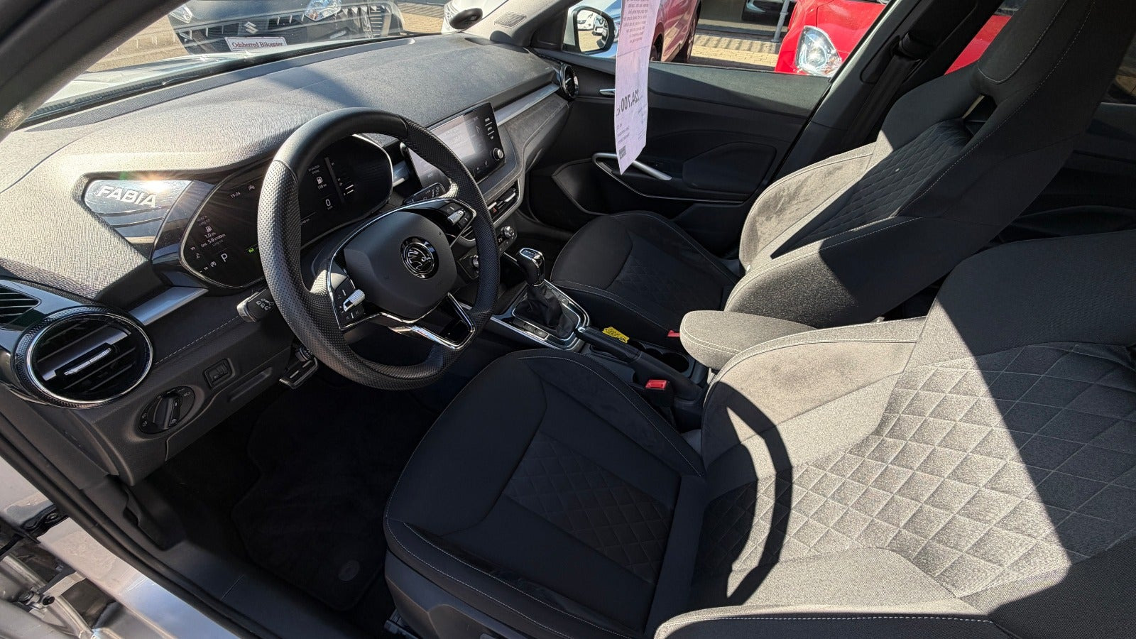 Sølv Skoda Fabia fra 2023