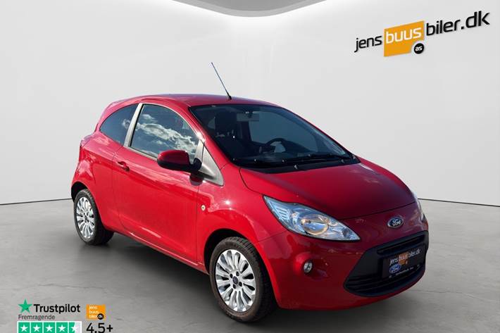 Rød Ford Ka fra 2015