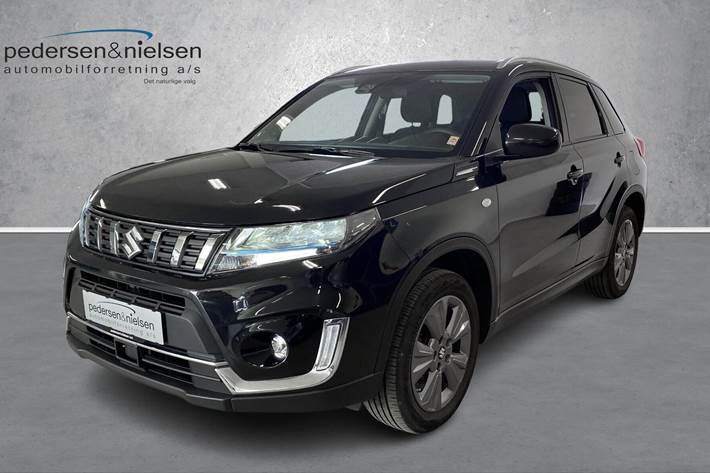 Sort Suzuki Vitara fra 2024