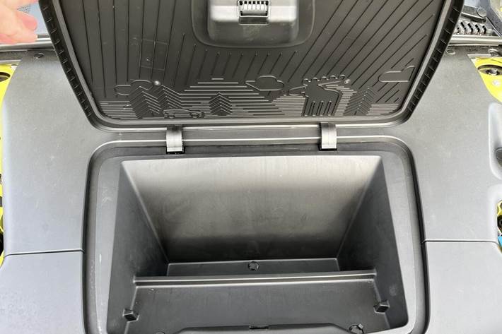 Gul Volvo EX30 fra 2024