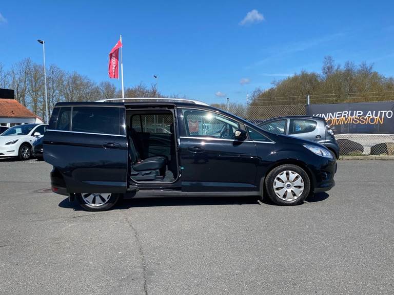 Ford Grand C-Max 1,0 EcoBoost Titanium 125HK 6g