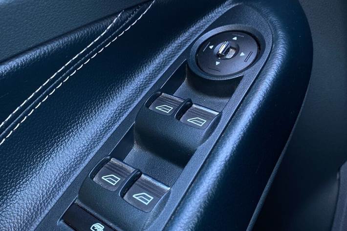 Sort Ford Grand C-Max fra 2013