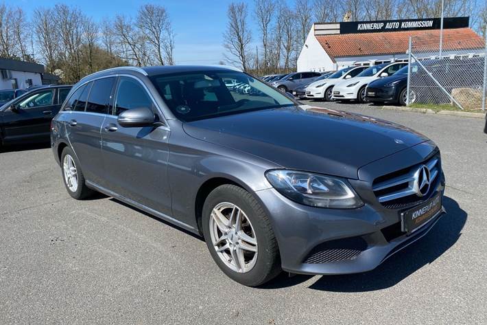 Sort Mercedes C200 d fra 2016