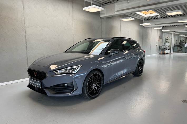 Grå Cupra Leon fra 2022