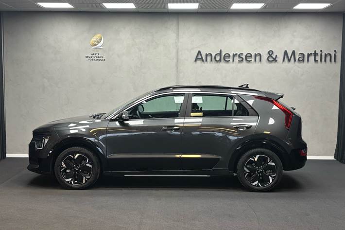 Grå Kia Niro EV fra 2025