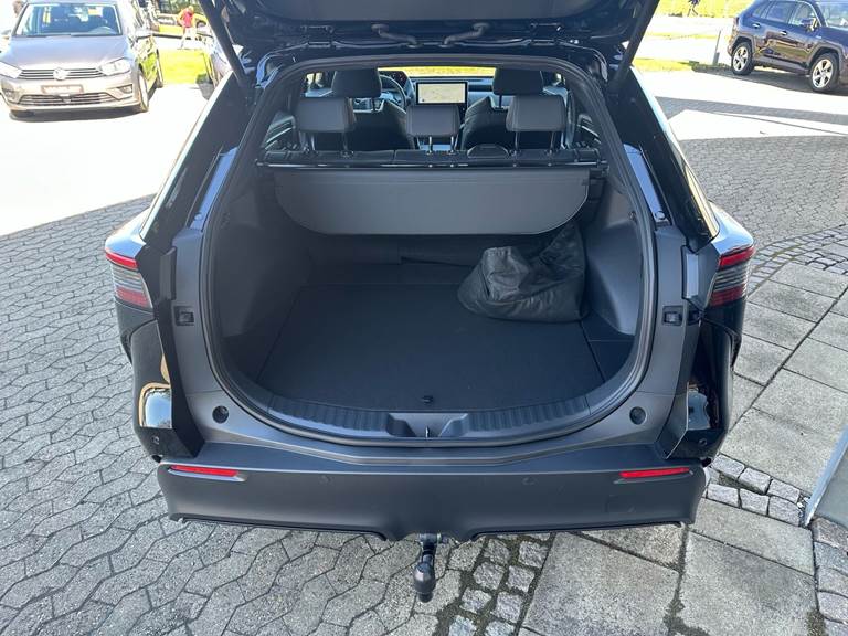 Toyota BZ4X EL Active Business AWD 218HK 5d Aut.