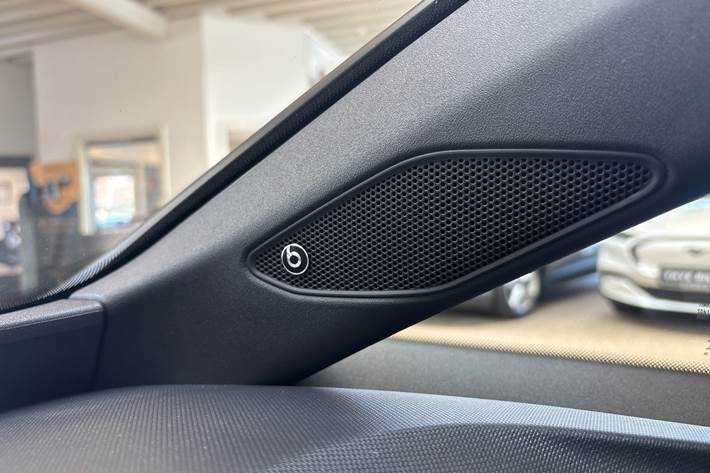 Grå Cupra Born fra 2024