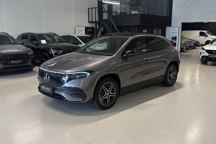 Grå Mercedes EQA250+ fra 2024