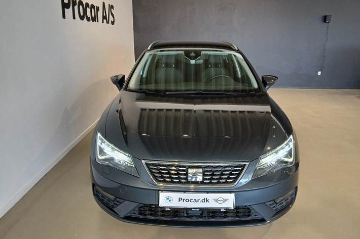 Grå Seat Leon fra 2020