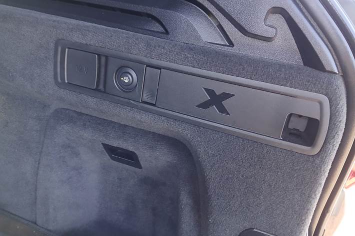 Sort BMW X5 fra 2022