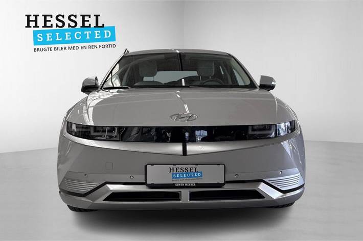 Grå Hyundai Ioniq 5 fra 2023