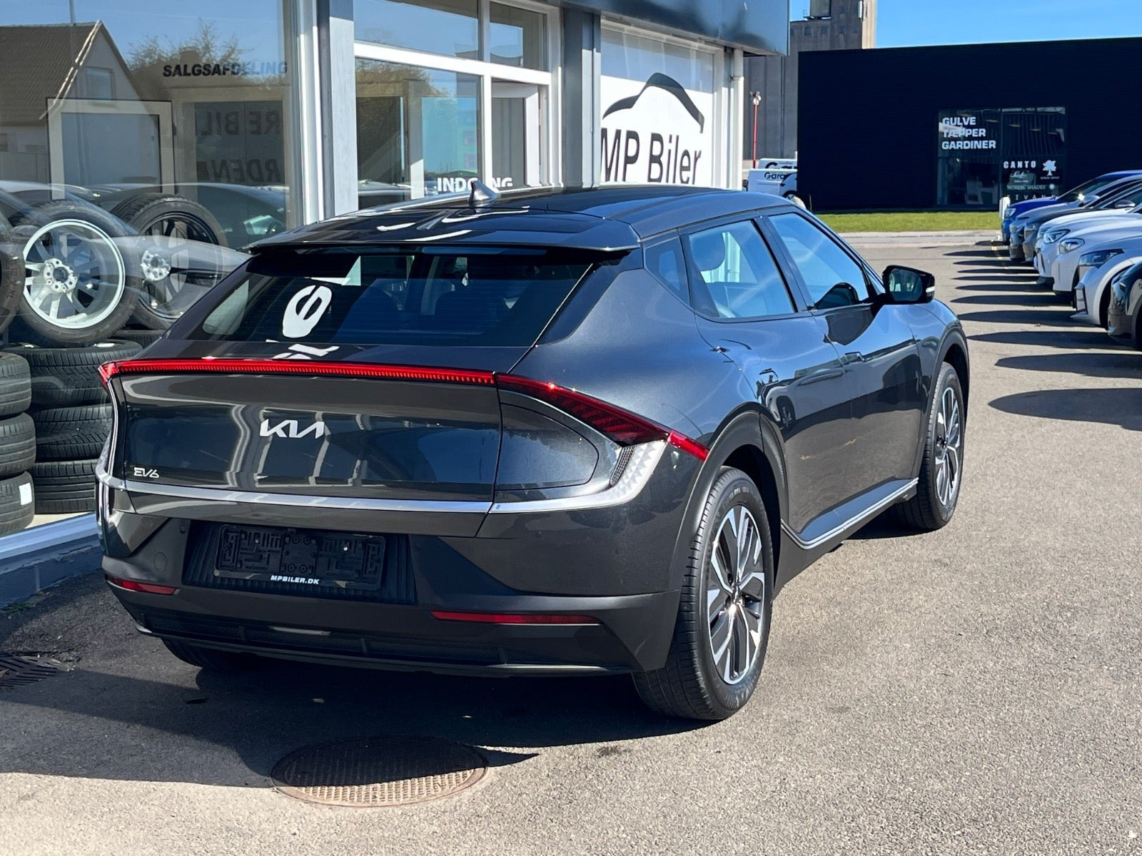 Grå Kia EV6 fra 2024