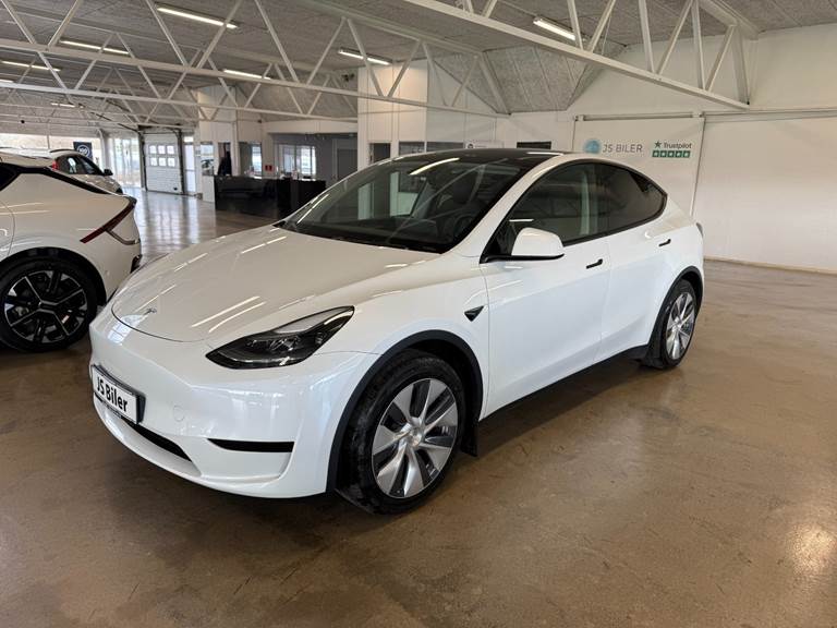 Tesla Model Y RWD