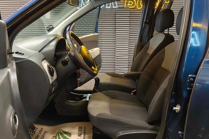 undefined Dacia Lodgy fra 2016 set indefra