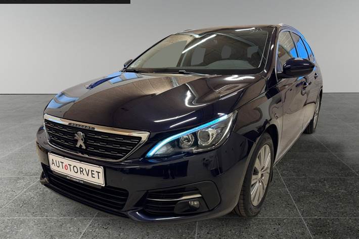 Blå Peugeot 308 fra 2018