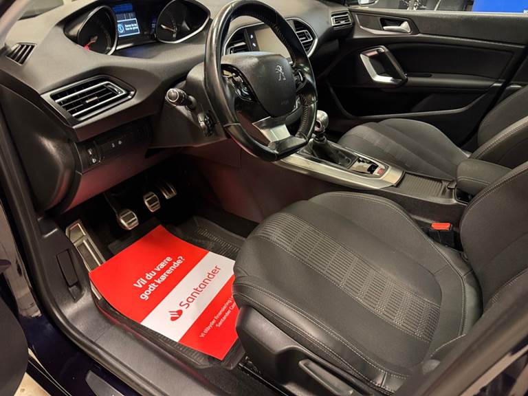 Peugeot 308 1,6 BlueHDi 120 Selection Sky SW