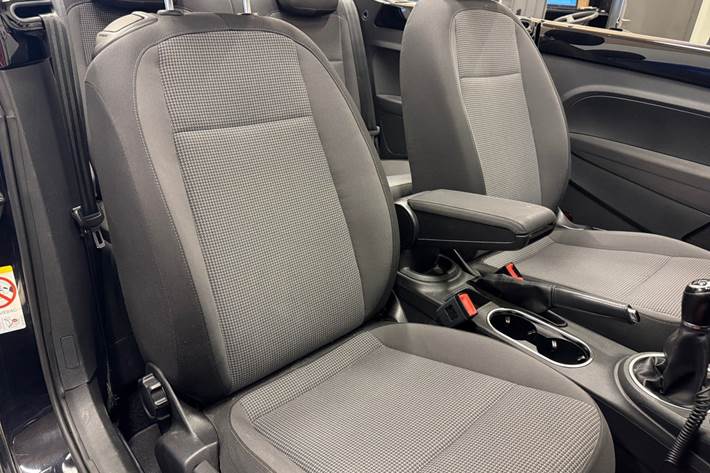 Sort VW The Beetle fra 2013