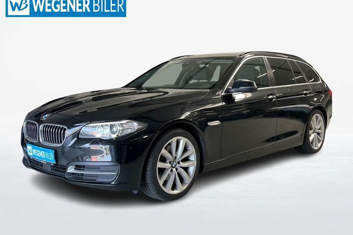 Sort BMW 520d fra 2015 set udefra