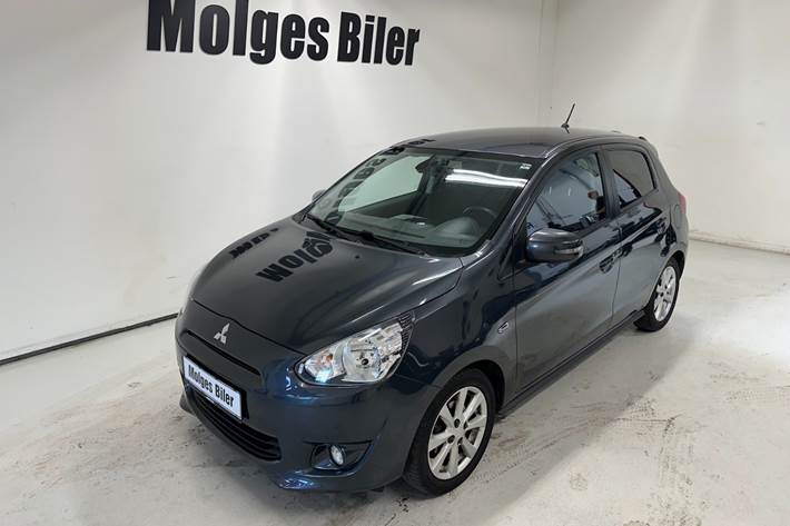 Grå Mitsubishi Space Star fra 2015