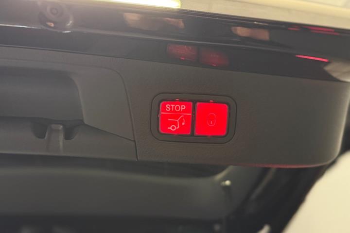 Sort Mercedes EQA250 fra 2025