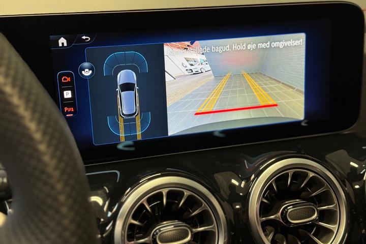 Sort Mercedes EQA250 fra 2025