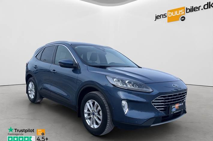 Blå Ford Kuga fra 2021