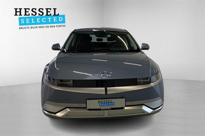 Blå Hyundai Ioniq 5 fra 2023