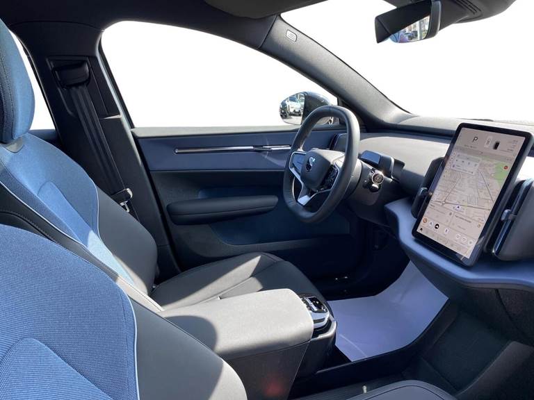 Volvo EX30 Twin Motor Performance Ultra AWD 428HK 5d Aut.