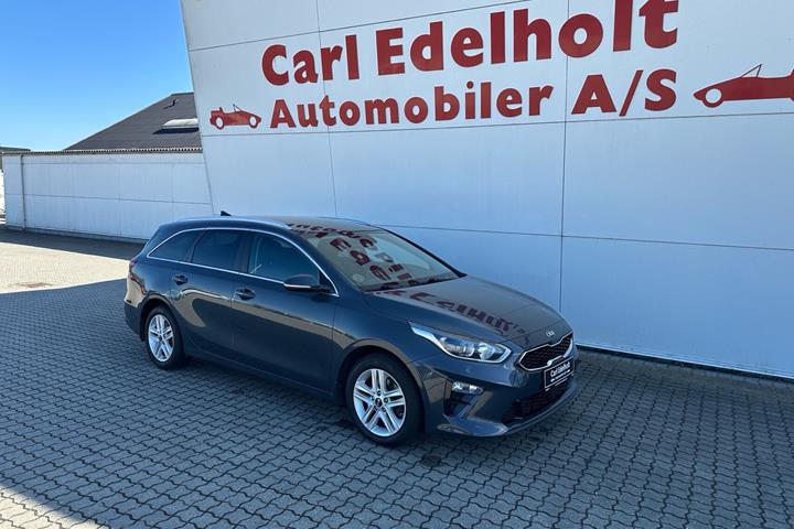 undefined Kia Ceed fra 2019 set udefra