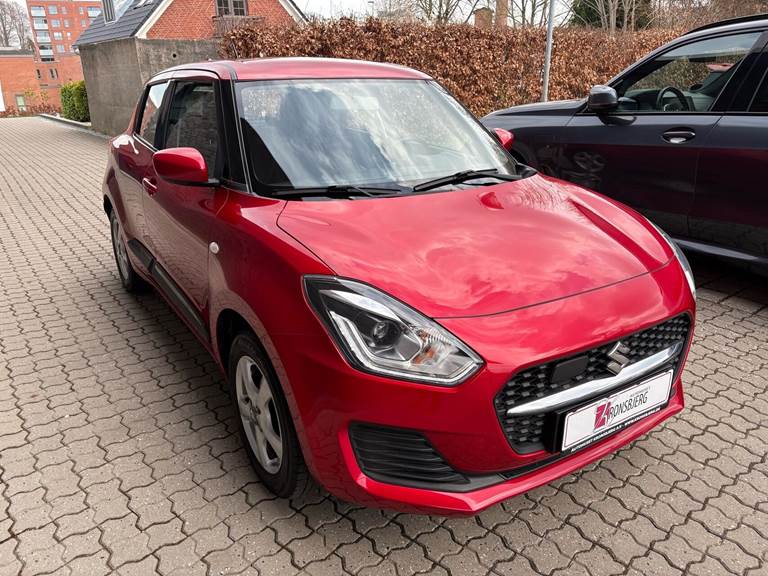 Suzuki Swift 1,2 Dualjet Mild hybrid Club AEB 83HK 5d