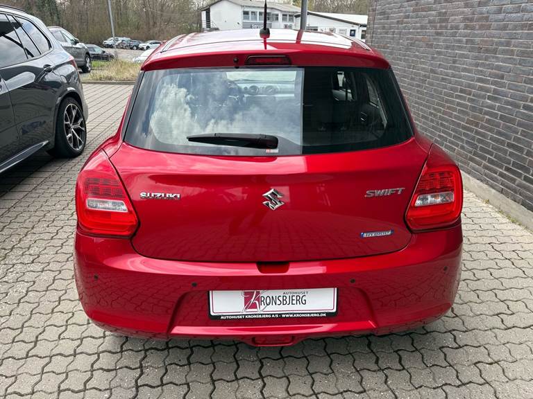 Suzuki Swift 1,2 Dualjet Mild hybrid Club AEB 83HK 5d