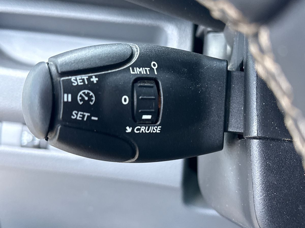 Hvid Toyota ProAce fra 2023