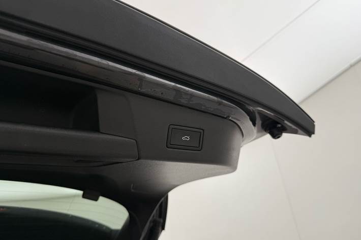 Grå VW ID.4 fra 2022