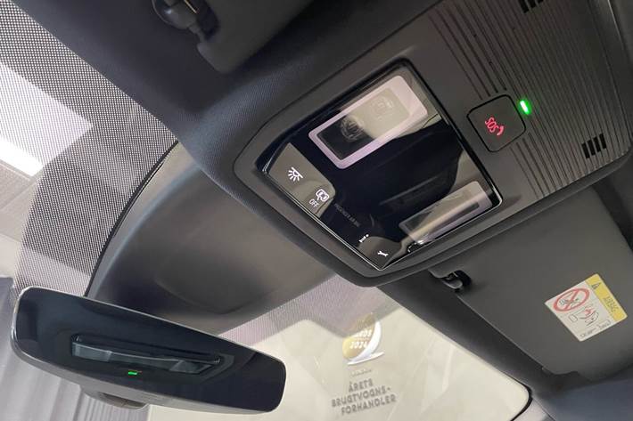 Grå Skoda Enyaq fra 2024