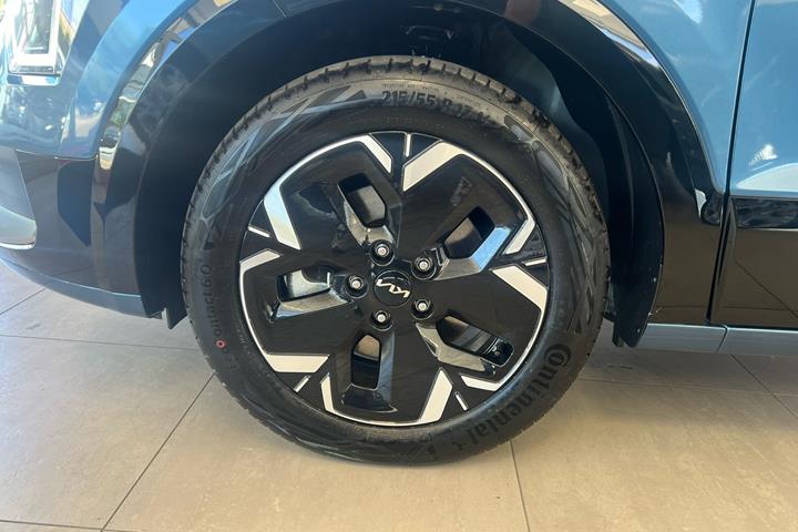 Blå Kia Niro EV fra 2025