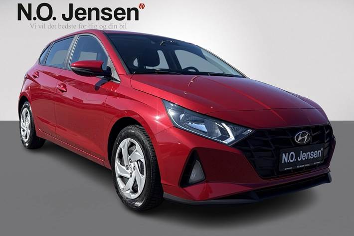 Rød Hyundai i20 fra 2022