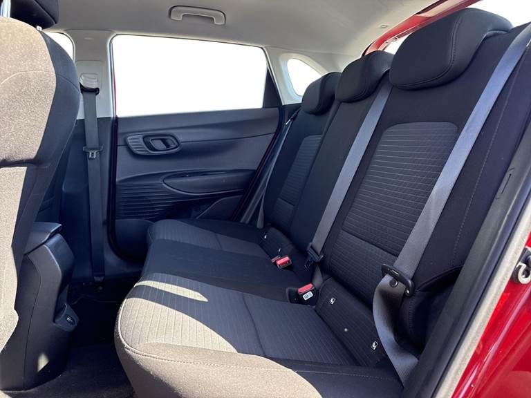 Hyundai i20 1,2 MPI Essential Komfort 84HK 5d