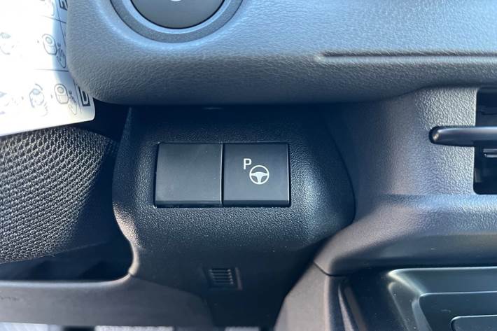 undefined Toyota BZ4X fra 2026