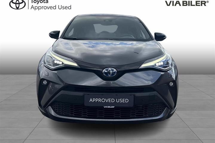 Sort Toyota C-HR fra 2023