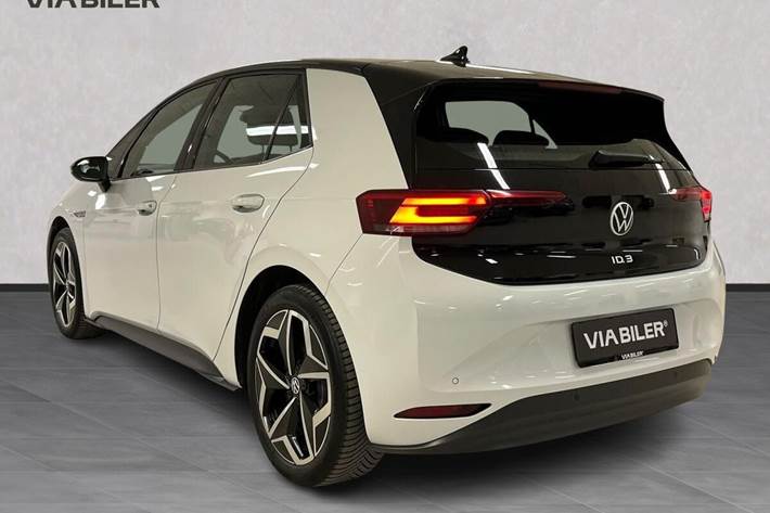 Hvid VW ID.3 fra 2023