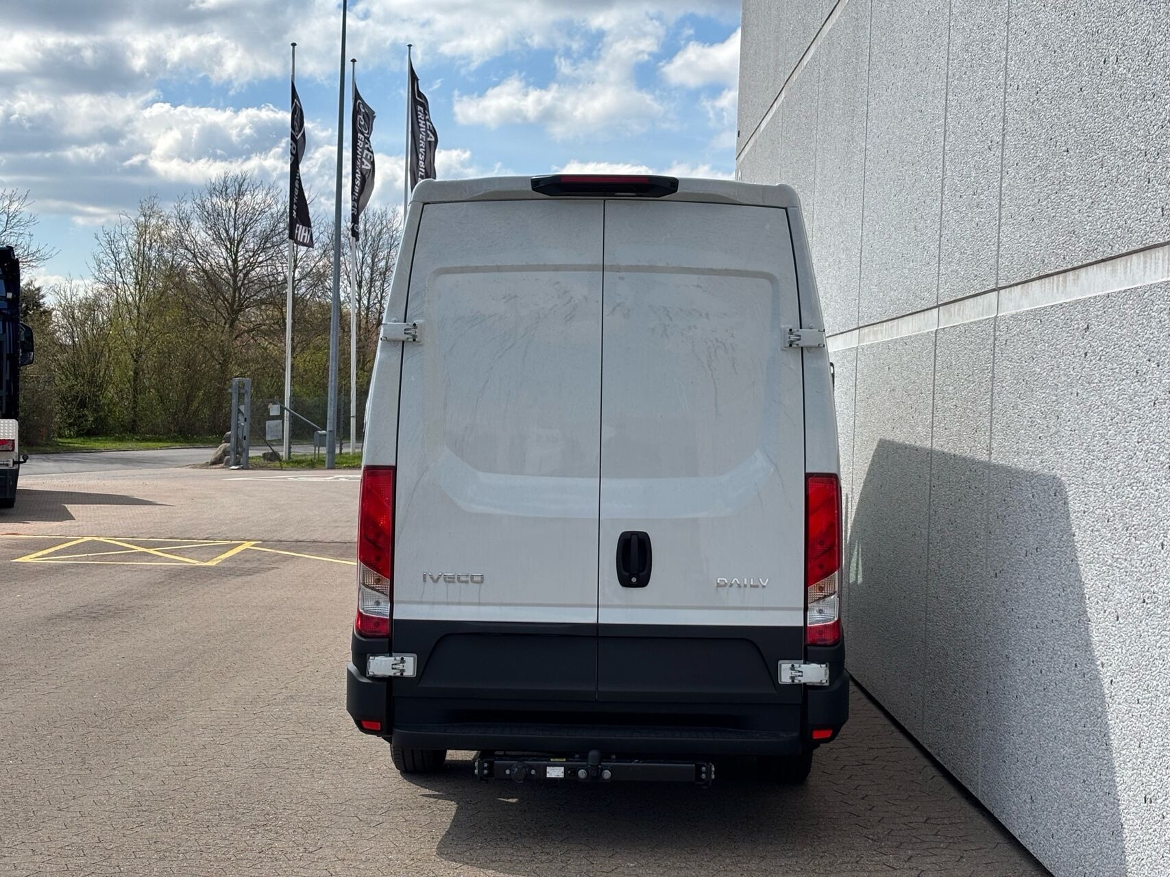 Hvid Iveco Daily fra 2026