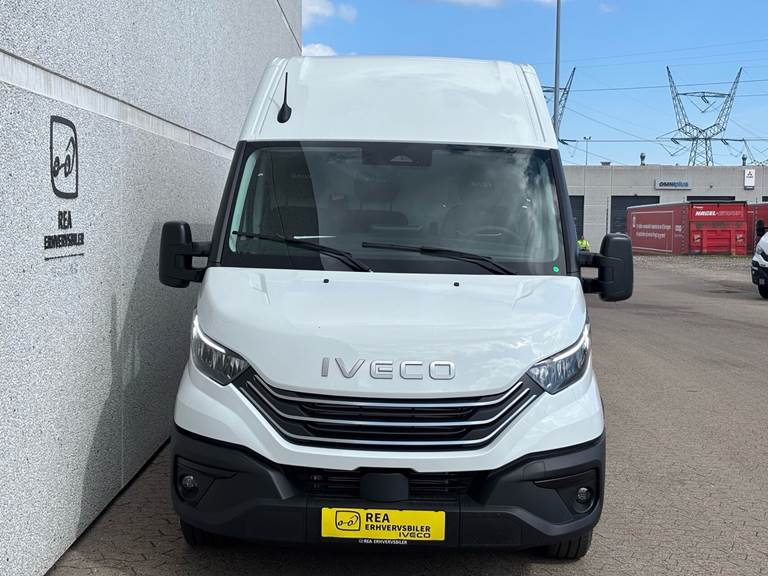 Iveco Daily 3,0 35S18 12m3 D Hi-Matic 176HK Van 8g Aut.