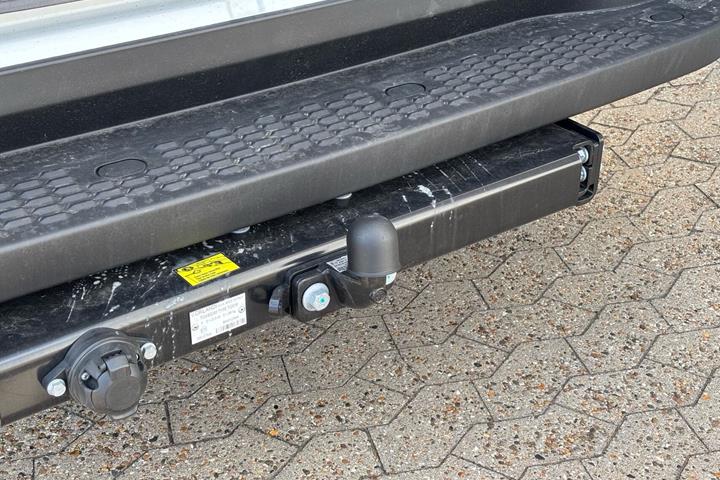 Hvid Iveco Daily fra 2026