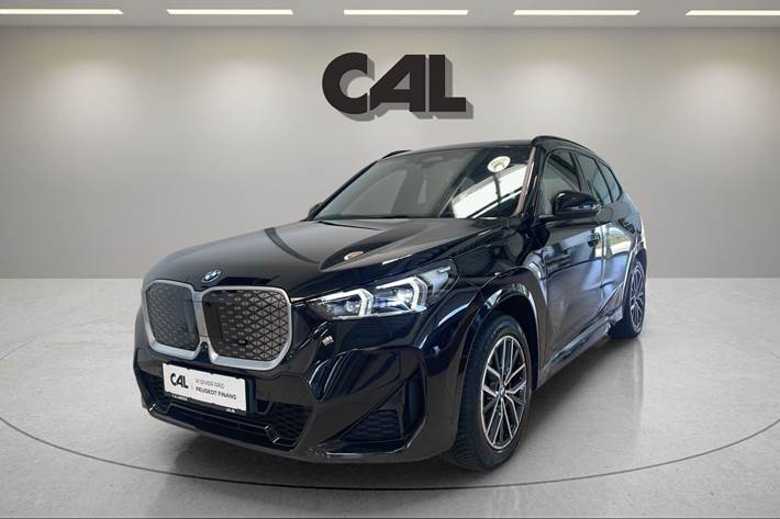 Sort BMW iX1 fra 2025