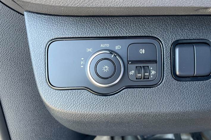 Sort Mercedes Sprinter 214 fra 2020