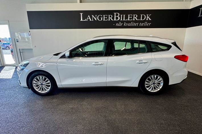 Hvid Ford Focus fra 2020